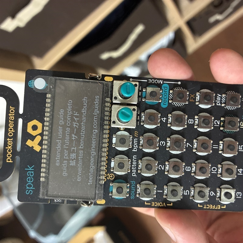 Teenage Engineering PO-35 speakの画像